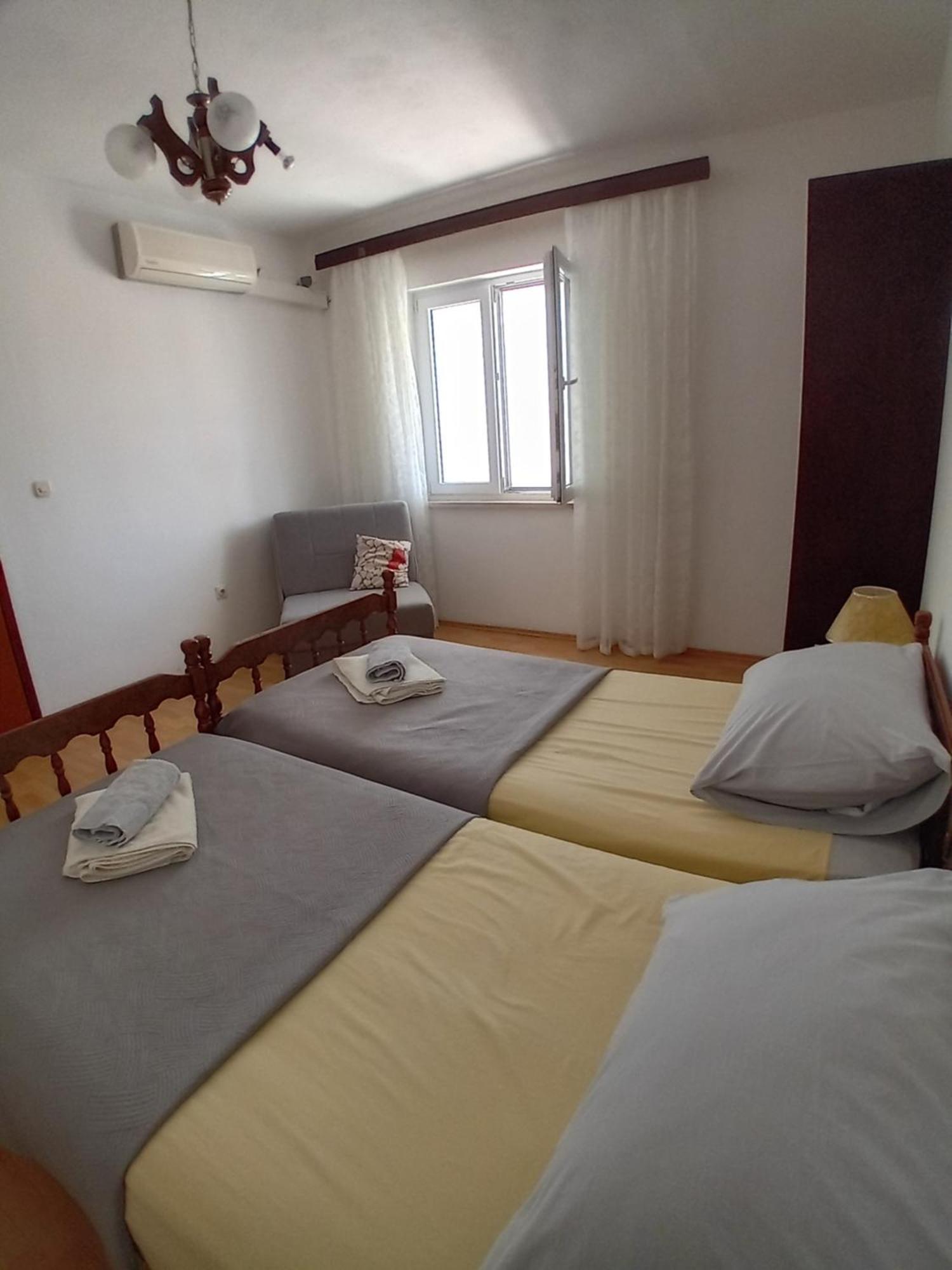Spajic Apartments Seget Vranjica Exterior photo